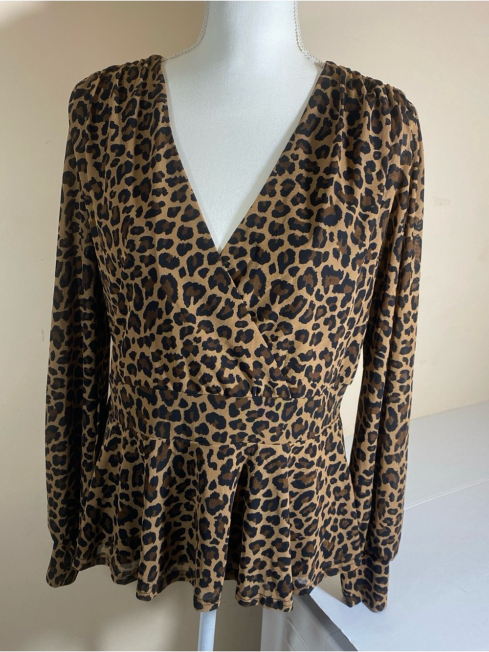 Leopard Print V-Neck Peplum Blouse - Brown